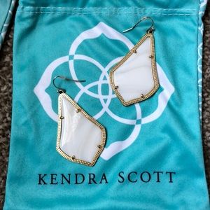 kendra scott earrings